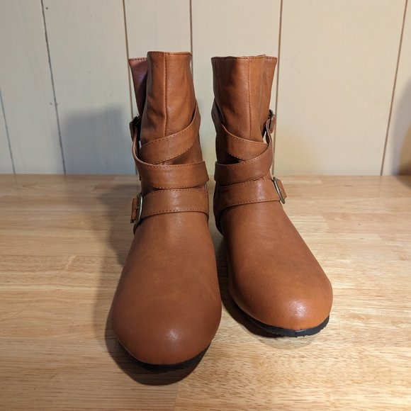 Brown ankle boots - Picture 2 of 7
